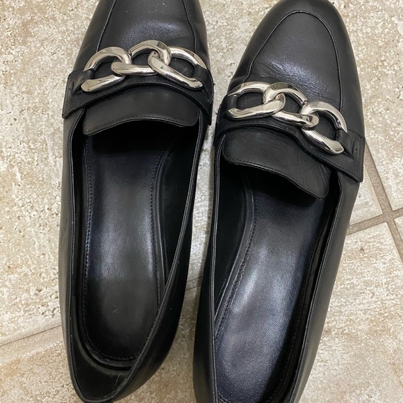 Michael Kors Shoes - Picture 3 of 3